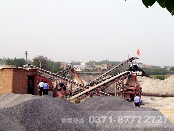 時(shí)產(chǎn)150噸珍珠巖制砂生產(chǎn)線(xiàn)詳細介紹