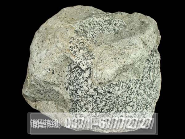 安山巖制砂機|安山巖制砂生產(chǎn)線(xiàn)