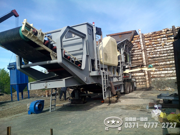 小型車(chē)載移動(dòng)破碎機_小型車(chē)載移動(dòng)式破碎站