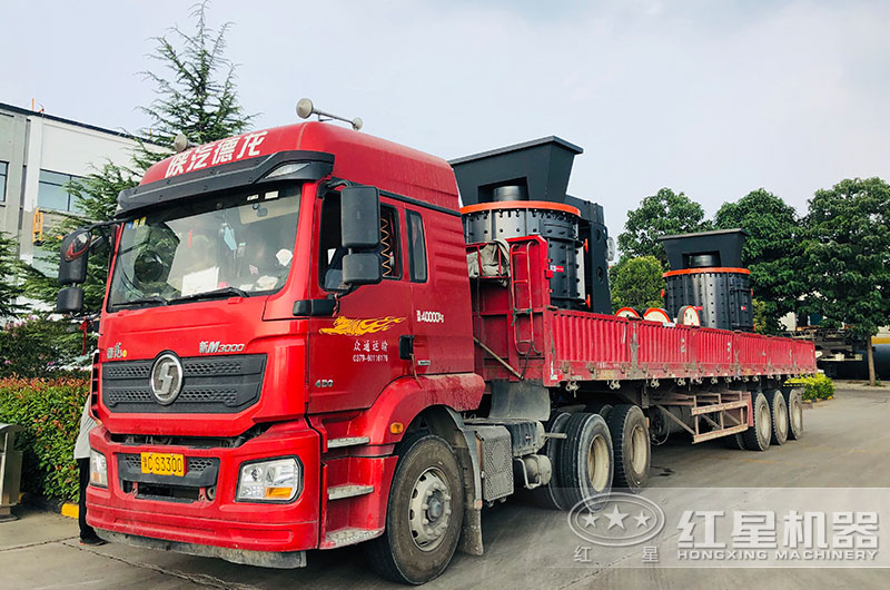 設備裝車(chē)發(fā)貨現場(chǎng)圖片