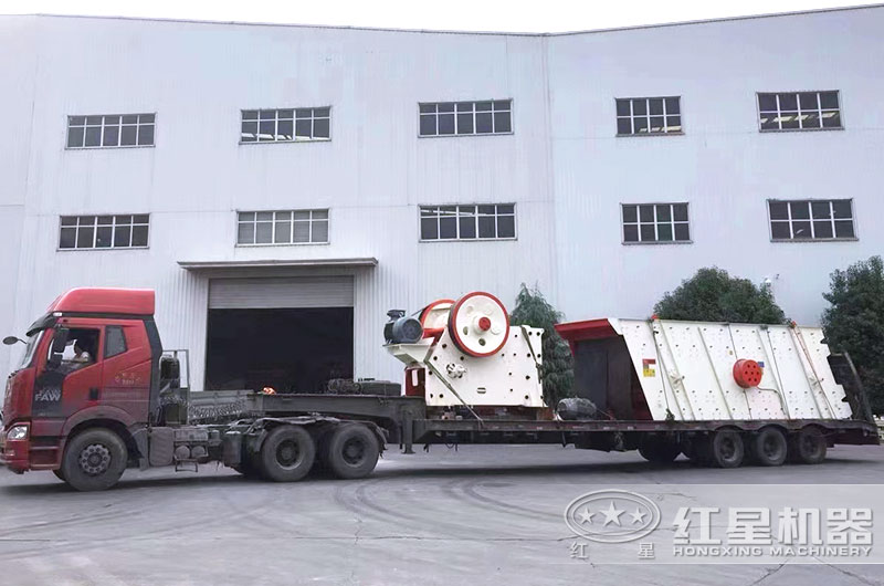 歐版69鄂破機裝車(chē)準備發(fā)貨