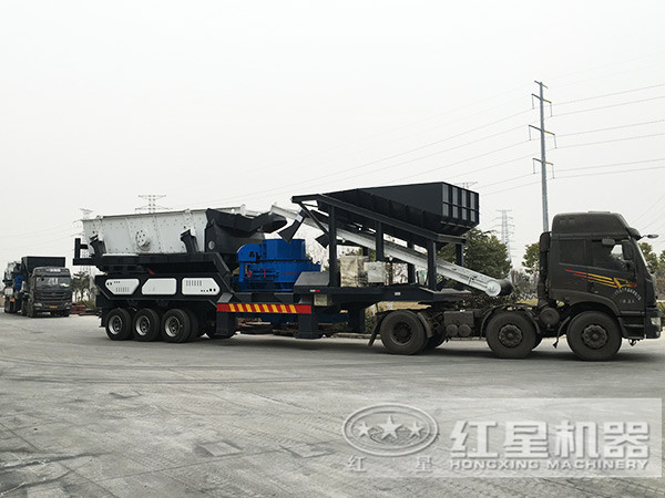 可移動(dòng)沖擊式碎石機