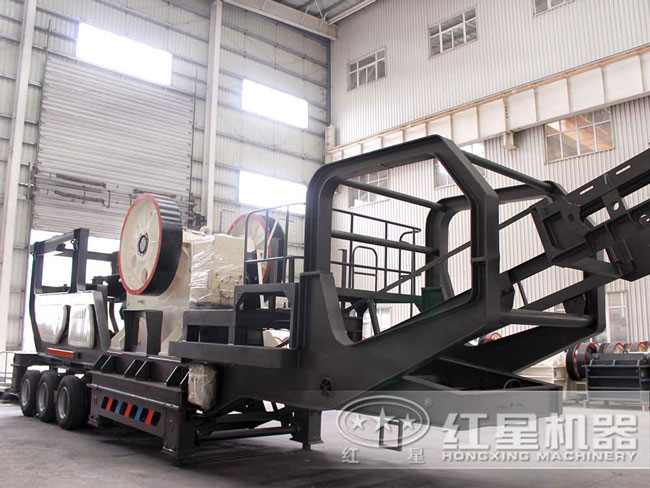 時(shí)產(chǎn)40噸車(chē)載流動(dòng)打沙機，縱橫于重慶城鄉之間
