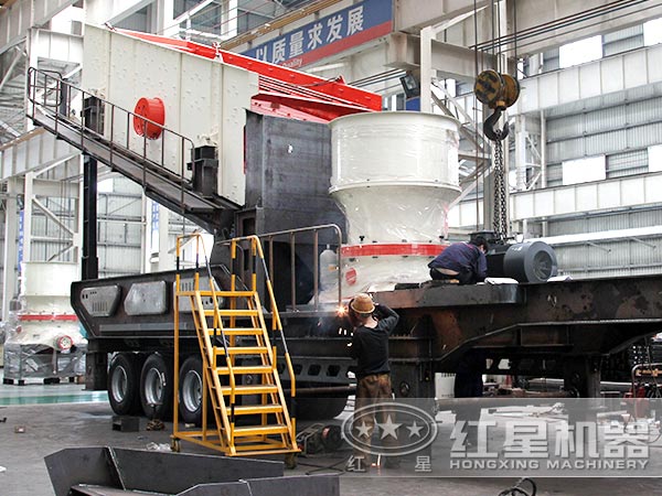 什么樣的碎石機讓千萬(wàn)客戶(hù)如此著(zhù)迷？移動(dòng)碎石機廠(chǎng)家為您揭秘