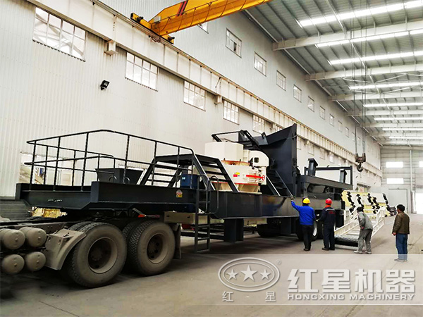 青石、鵝卵石等物料制砂處理推薦使用車(chē)載流動(dòng)制砂機
