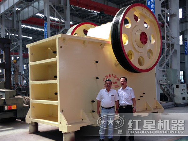 大型鄂式破石機一天1000方的多少錢(qián)