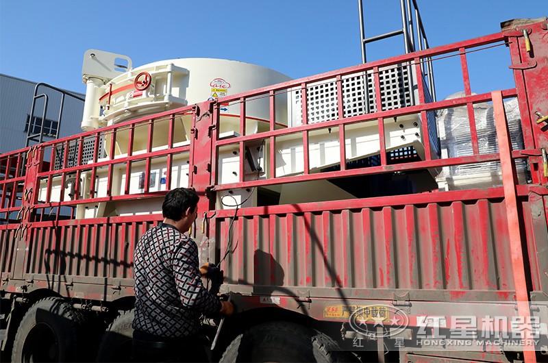 性能高，質(zhì)量高的粉碎機固定裝車(chē)