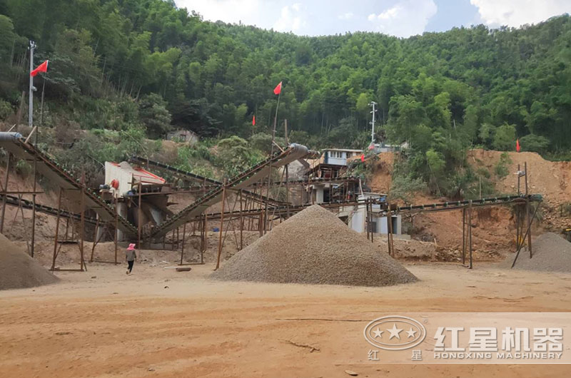 15萬(wàn)預算，能買(mǎi)到哪種河卵石及建筑廢料用多功能破碎機？